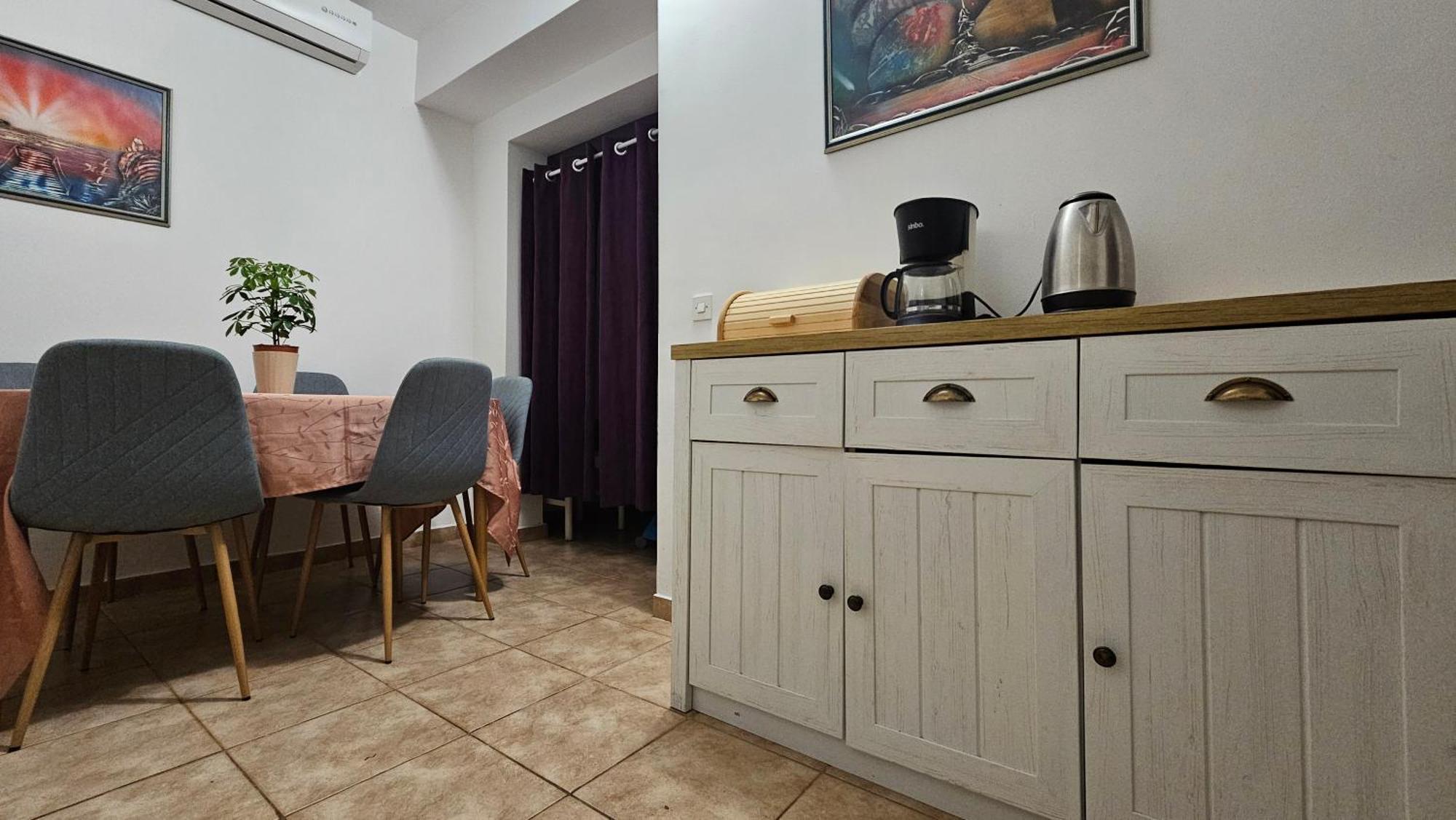 Apartments Betty Borik Rovigno Esterno foto